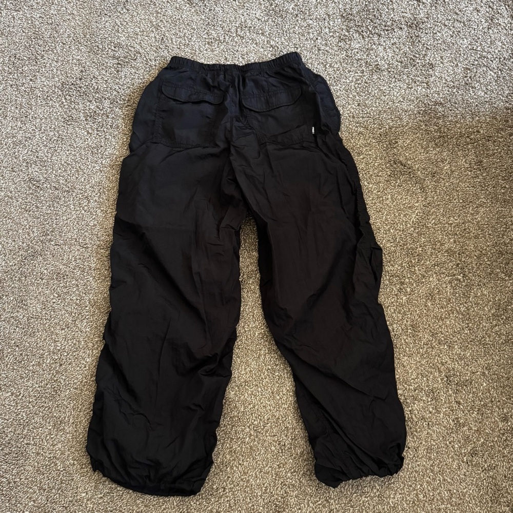 Women’s Aritzia TNA Aviator Parachute Pants in Black Size XS Retails: $98 - Picture 2 of 6